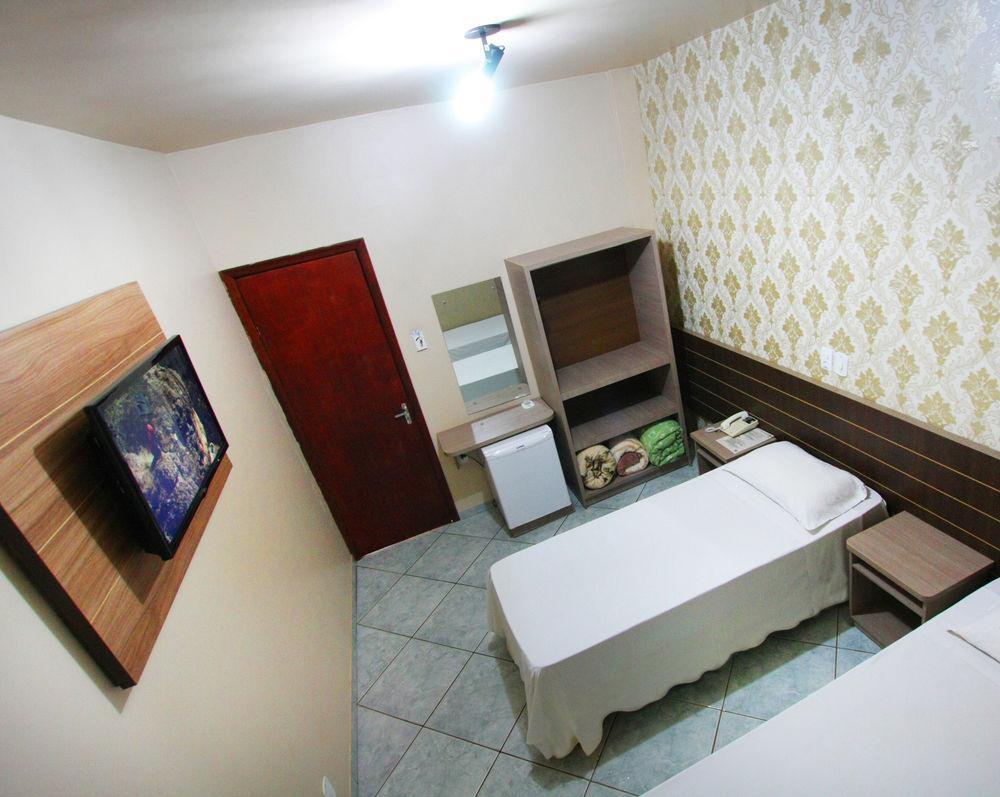 Hotel Villa Canoas Foz do Iguaçu Exteriör bild